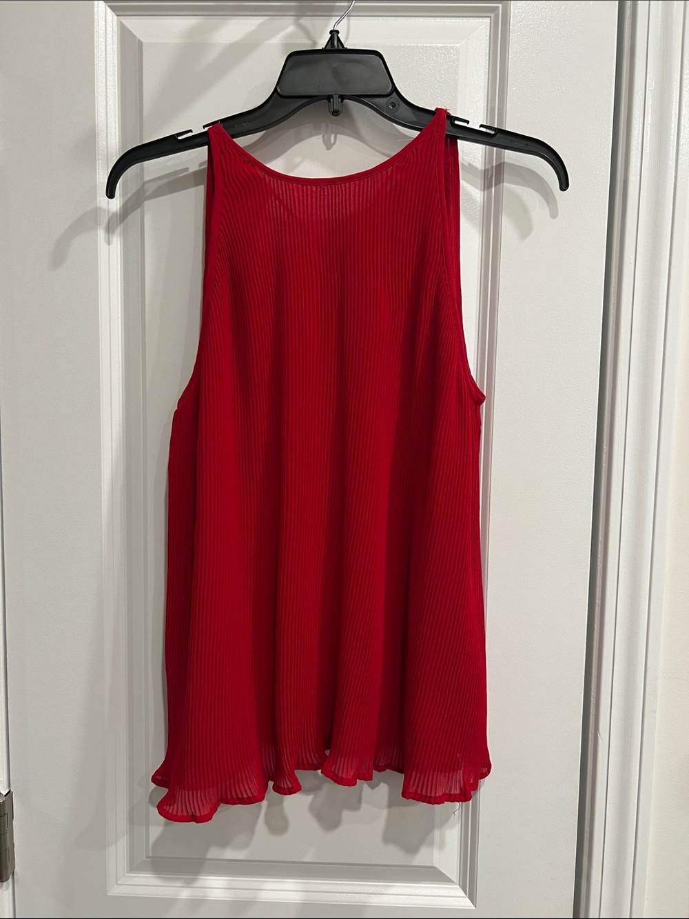MNG Suit Red Pleated Sleeveless Women’s Blouse